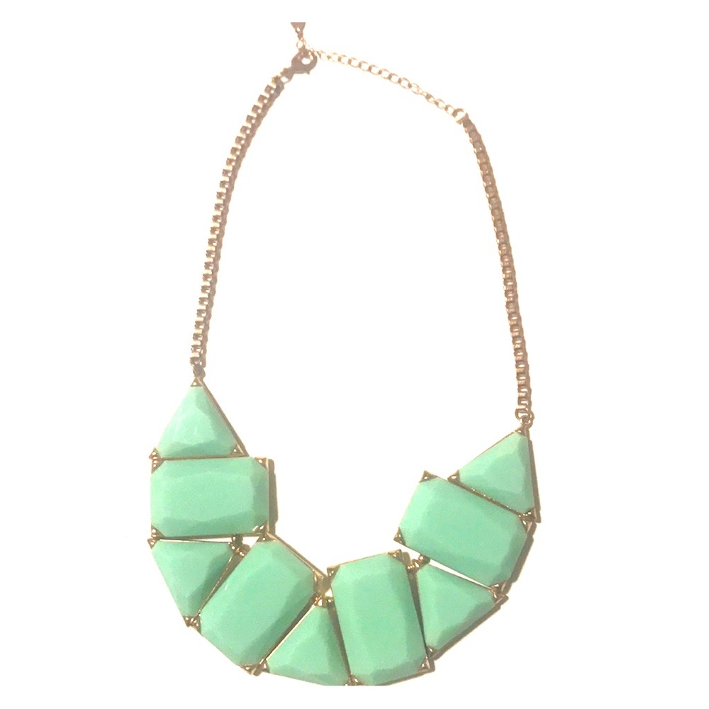 Statement necklace